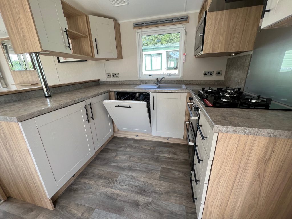 2023 Willerby Manor Two Bed at Silver Ridge (6)