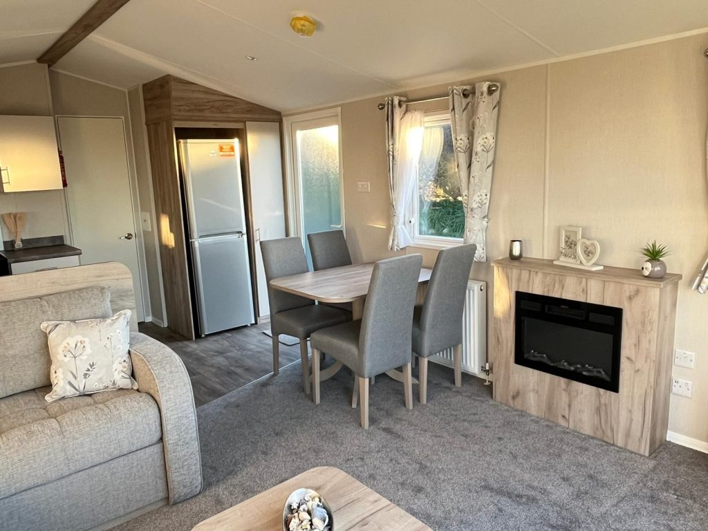 2023 Willerby Severn 35' x 12' Two Bed Holiday Home at Bay View (14)