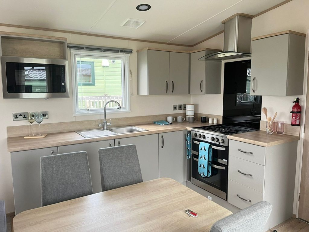 Previously Owned 2020 ABI The Pendle 39' x 12' Two Bed Holiday Home at Bay View (18)