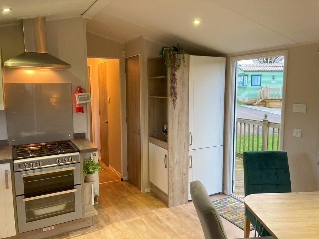 Private Sale 2019 Willerby Skye 35' x 12' Two Bed Holiday Home at Holgates Ribble Valley (7)