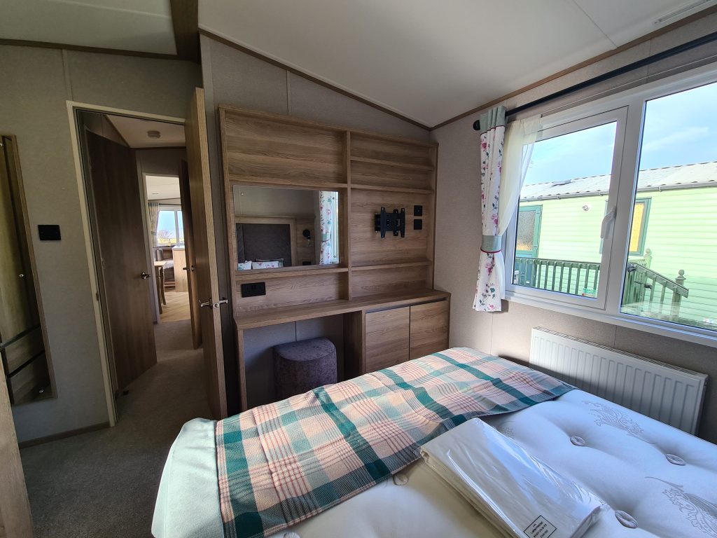 Previously Owned 2023 ABI Ingleton 40' x 12' Two Bed Holiday Home at Holgates Bay View (13)