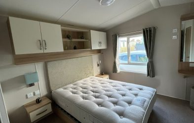 Previously owned 2016 Willerby Avonmore Two Bed at Marsh House (10)